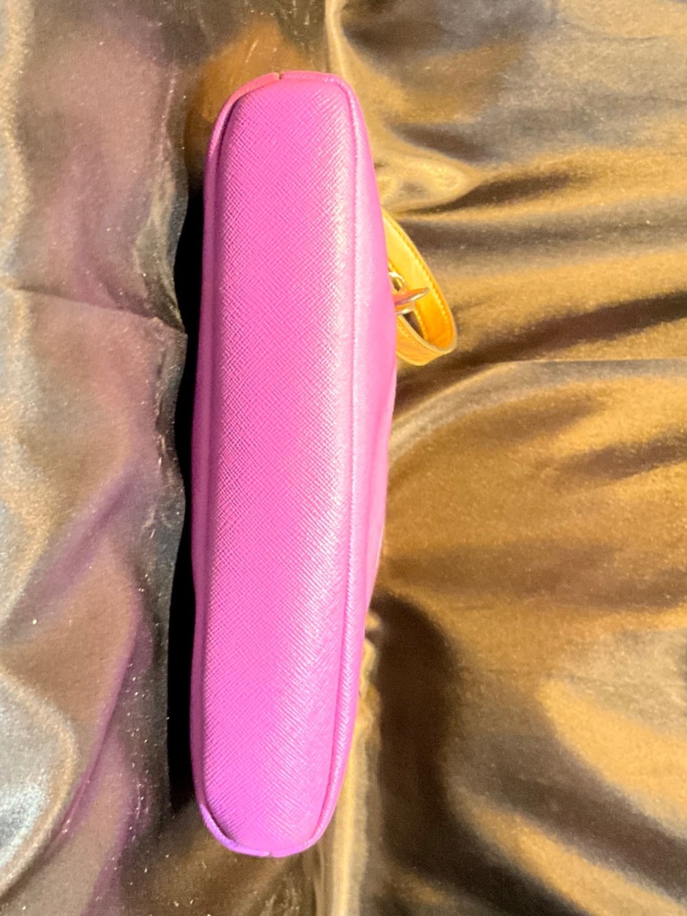 Gianni Bini pink crossbody mail bag.   5-A1c - Picture 12 of 14